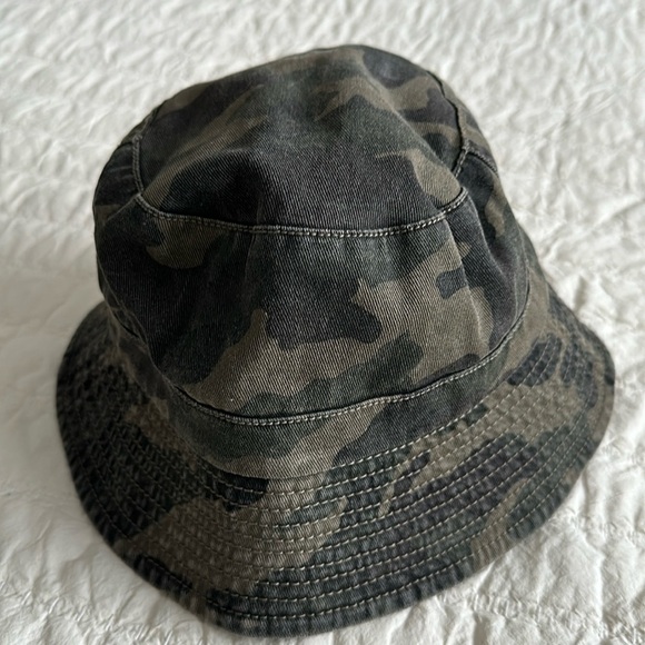 Med 57–5 9 cm green camo BBCKT hat. - Picture 2 of 9